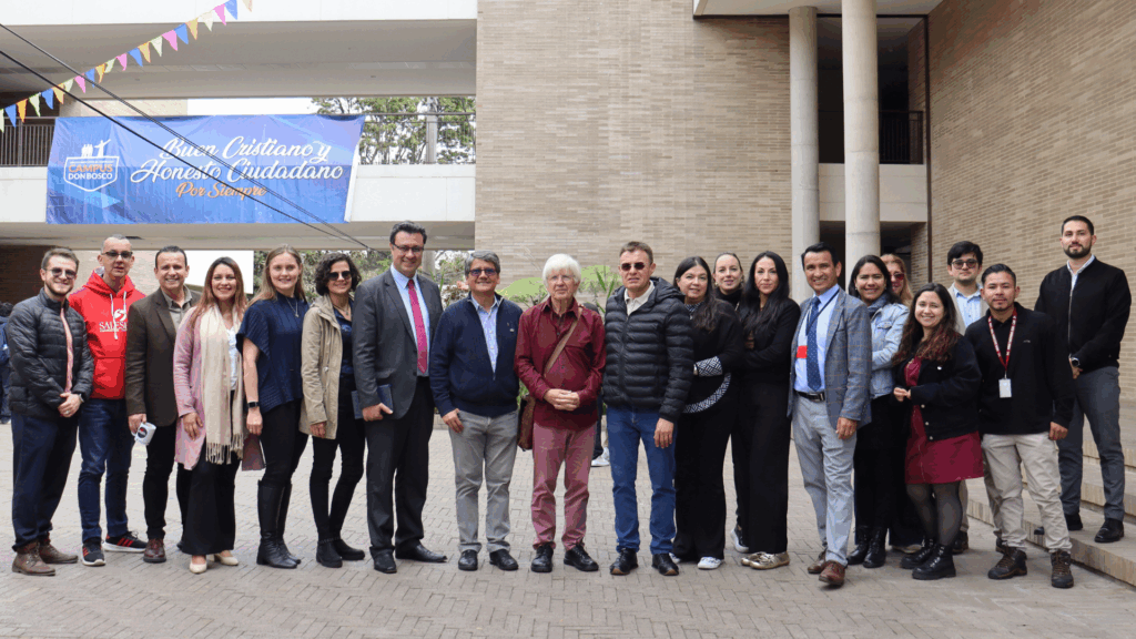 VISITA INTERNACIONAL